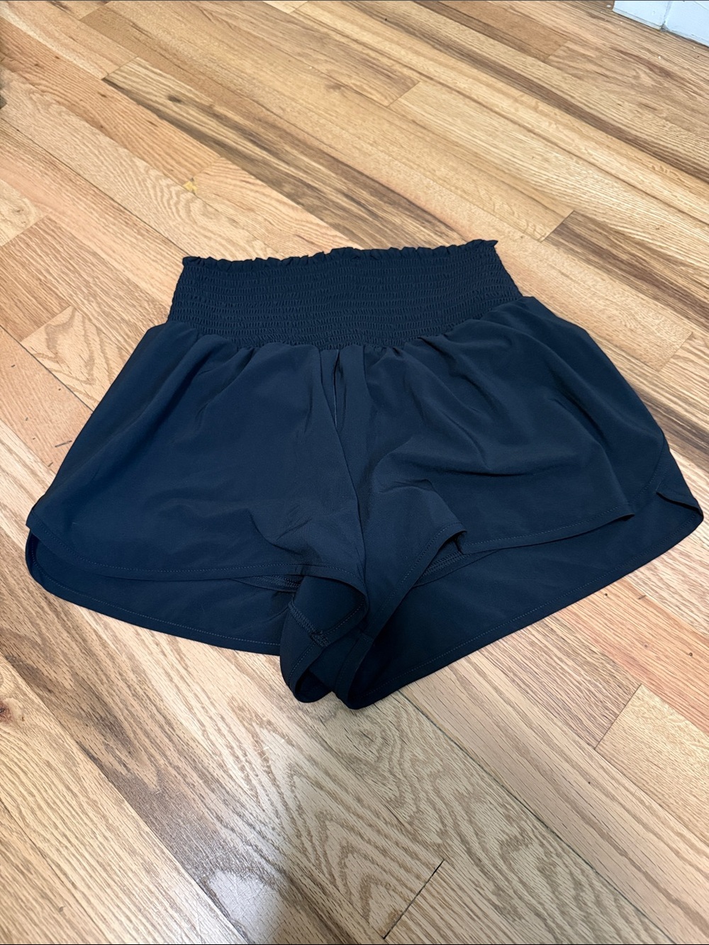 Aerie Offline High-Waist Black Athletic Shorts with Lining Shorts